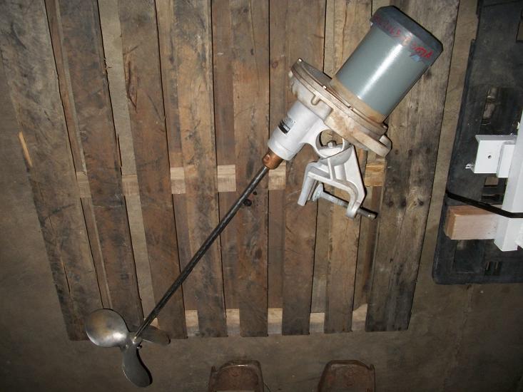 Used 3/4 HP Neptune stainless steel clamp style agitator