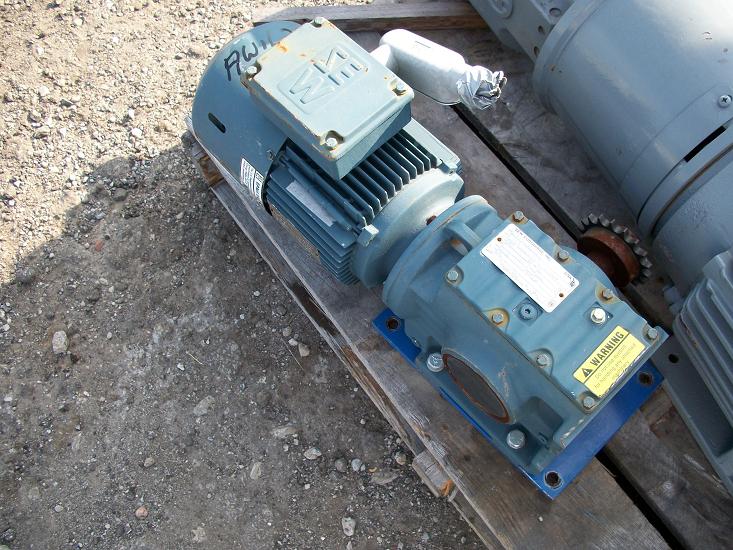 Used SEW Eurodrive type S67DT90L4BM62HR