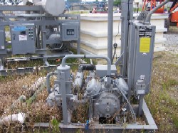 Chiller: 30 Ton, Liquid Cooled