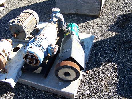 Used Lightnin agitator drive.  Vektor model V6S55.  3/4 HP