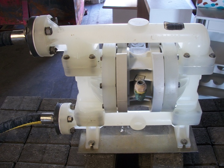 Used Wilden Model P200 1 Advanced Plastic Diaphragm Pump DHG Used 