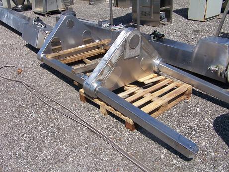 Used Metolift Model CBS-1600 stainless steel column blender