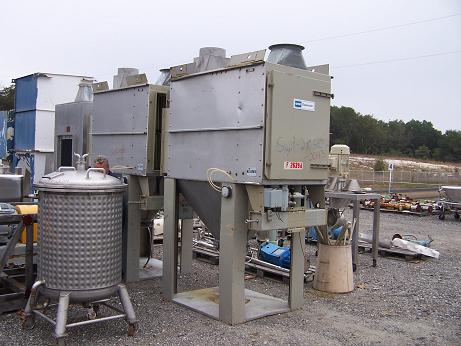 Used DCE 215 sq. ft. Dalamatic cased dust collector.  Model DU-203