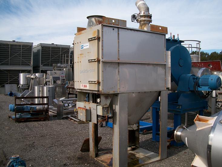 Used DCE 215 sq. ft. Dalamatic cased dust collector. Type 143