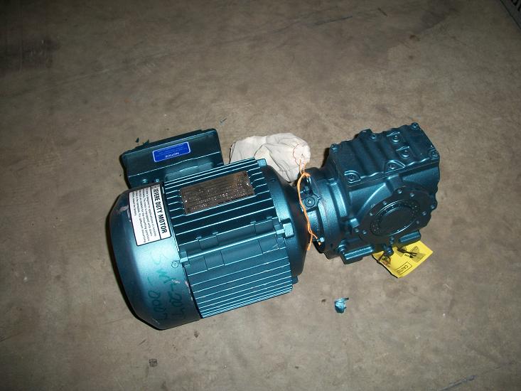 Unused Sew Euro-Drive Type SA47DT90L4-KS gear reducer