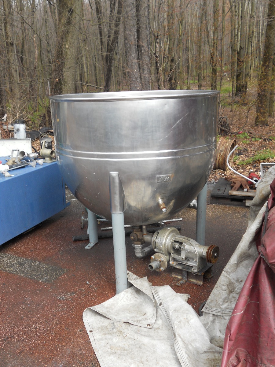 Used 300 gallon Lee Single Motion Hemispherical Bottom Kettle