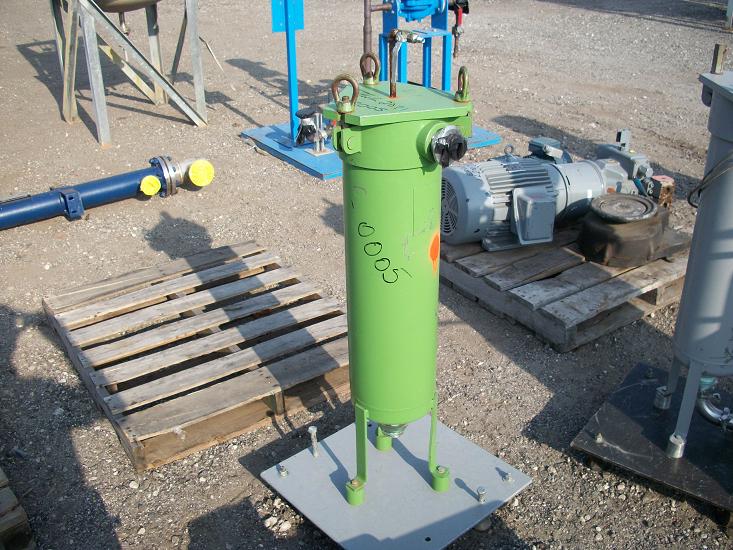 Used Stainless steel cartridge filter. Model 7PC2.