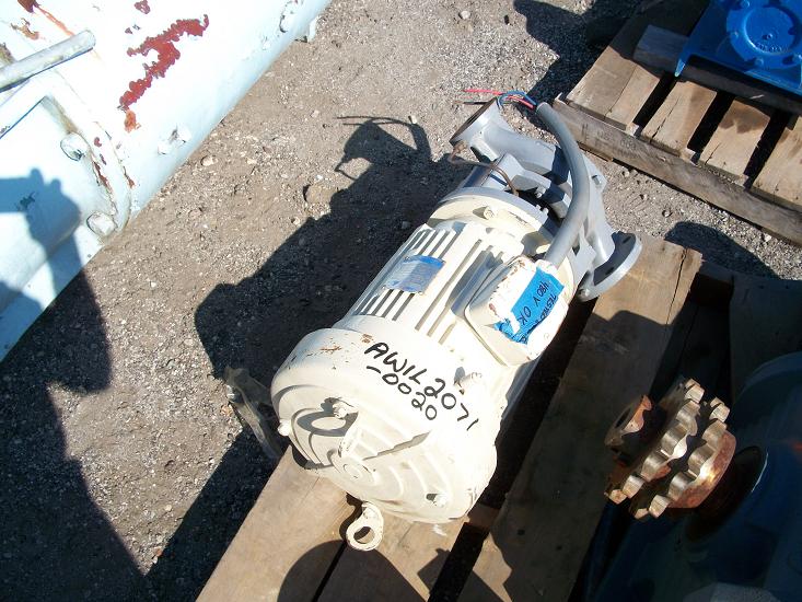 Used Ingersoll-Rand type 1-VK-7 1/2 inliner carbon steel pump