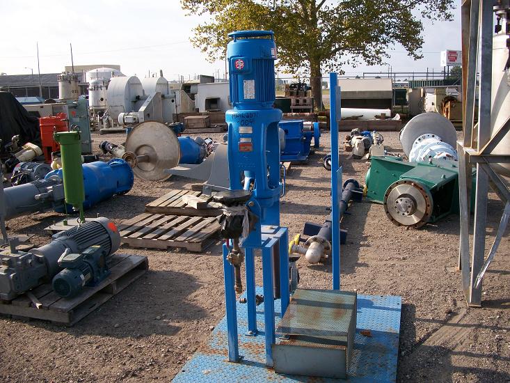 Used Goulds Model 3996 water pump.  Size 1.5 X 2-6