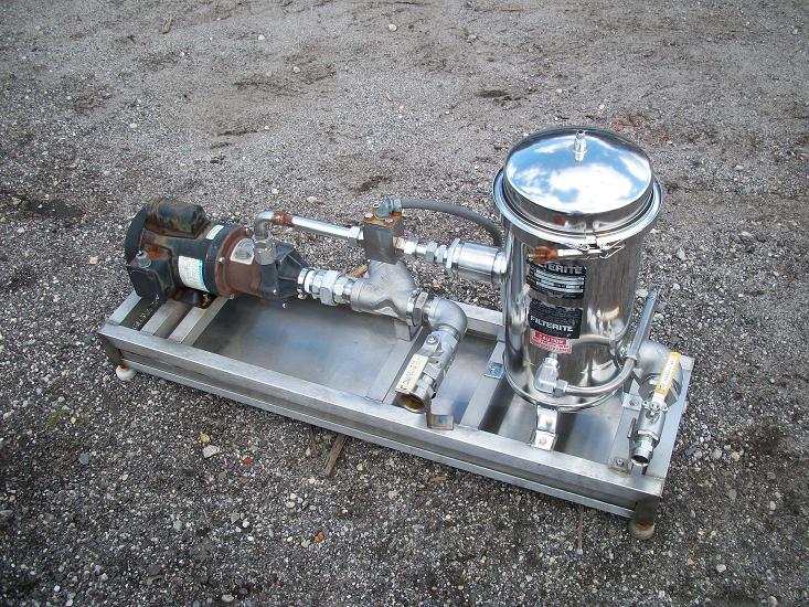 Used Filterite Inc. T-316 stainless steel vertical cartridge filter