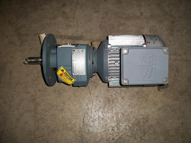 Unused SEW Euro-Drive Type RF37DT90L2 gear reducer